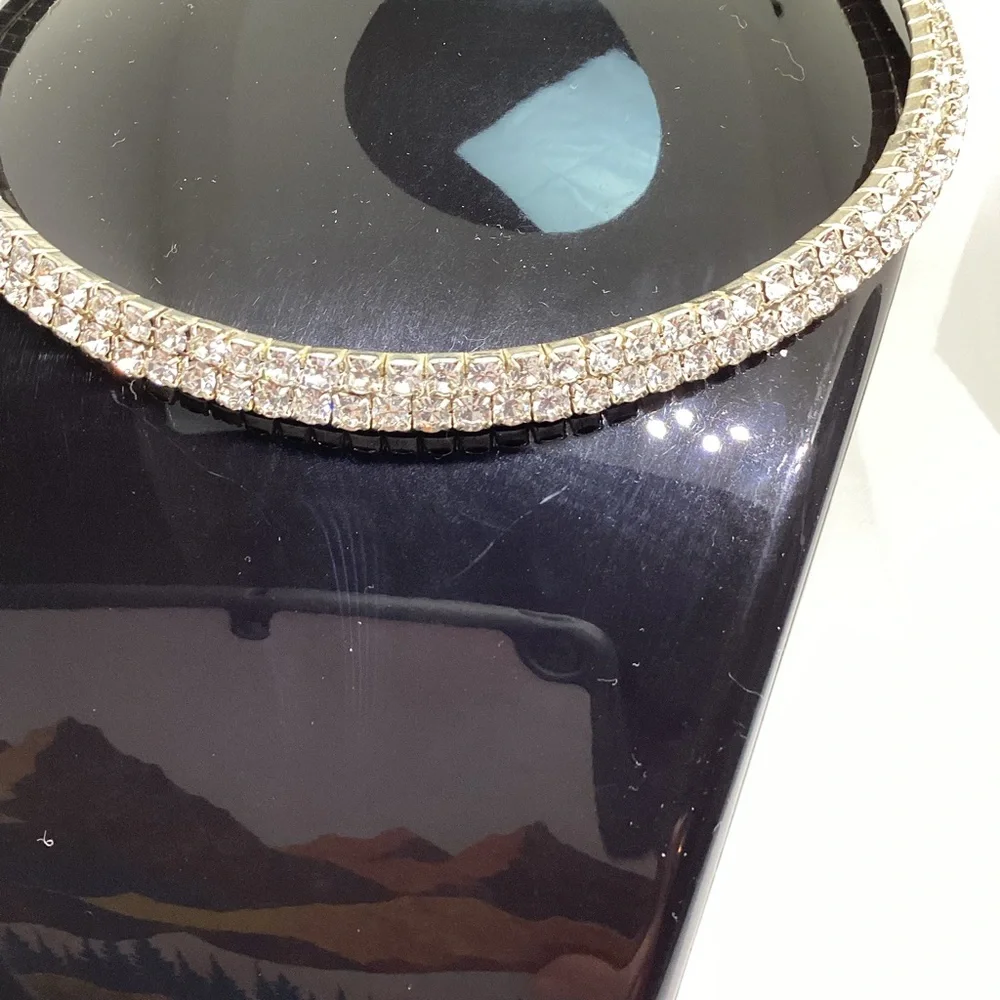 Silver tone Rhinestone Necklace - Picture 4 of 8